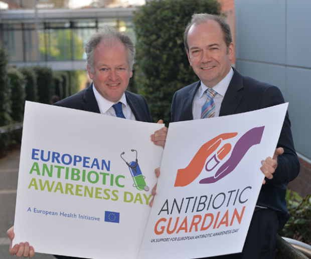 Chief Medical Officer (CMO), Dr Michael McBride and Chief Veterinary Officer (CVO), Robert Huey joined forces today on European Antibiotic Awareness Day (EAAD)