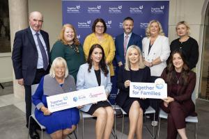 Photo of Paul Sweeney, Justice Minister Naomi Long, Kate Beggs, Health Minister Robbie Butler; Jacinta Linden, Eilís McDaniel, Department of Health, Dame Julia Cleverdon, Deputy First Minister Emmas Little-Pengelly, First Minister Michelle O’Neill and Sarah Owen, MP